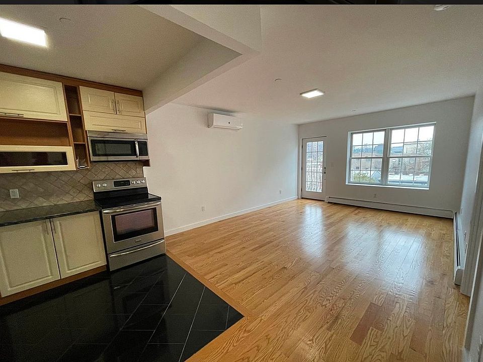 1st image of 252 18th St APT 4E