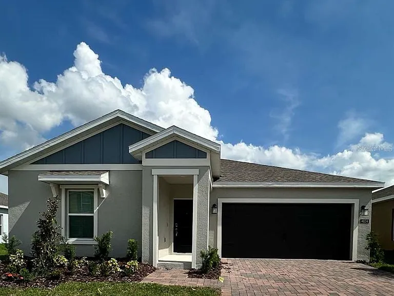 4816 Edensbridge Ln — Photo 1