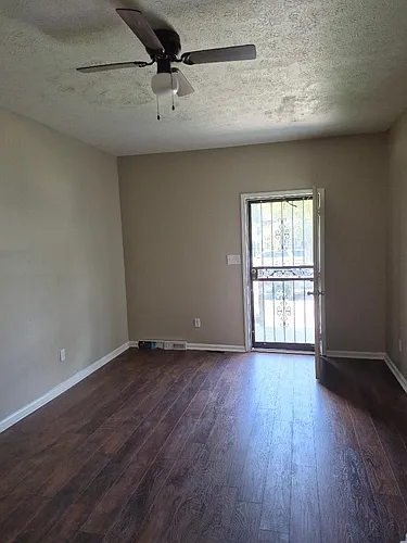 4009 Vermont Ave Photo 1