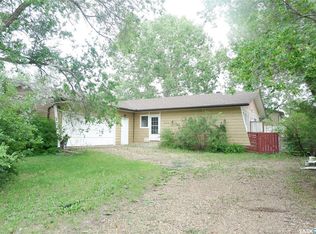 235 King St, Coronach, SK S0H0Z0