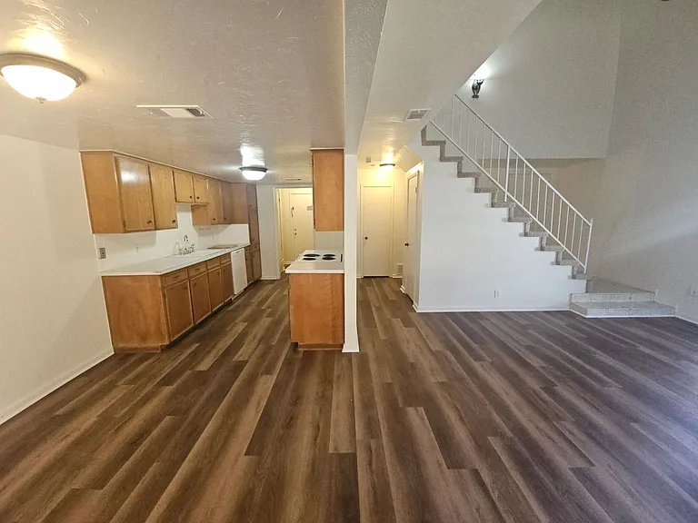 2109 Fleur De Lis Ct — Photo 10