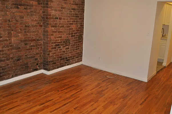 Rented by Sky Management | media 49