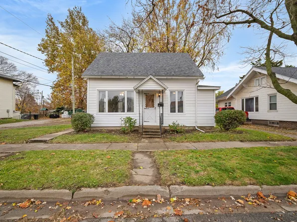 412 4th Ave W, Oskaloosa, IA 52577