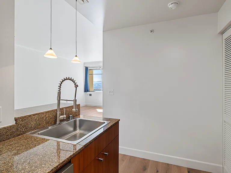 246 2nd St #1301 — Photo 20
