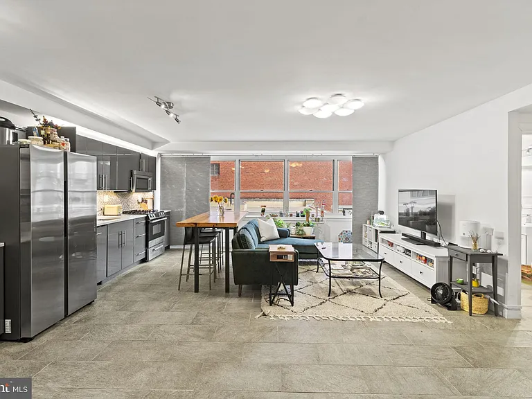 1806 Rittenhouse Sq #18-209 — Photo 7