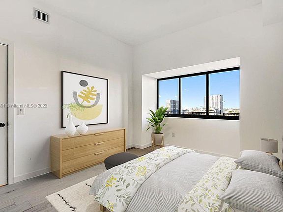 4th image of 480 NE 31st St Unit 1203