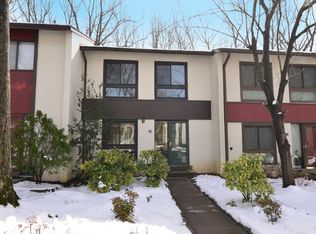 11988 Barrel Cooper Ct, Reston, VA 20191