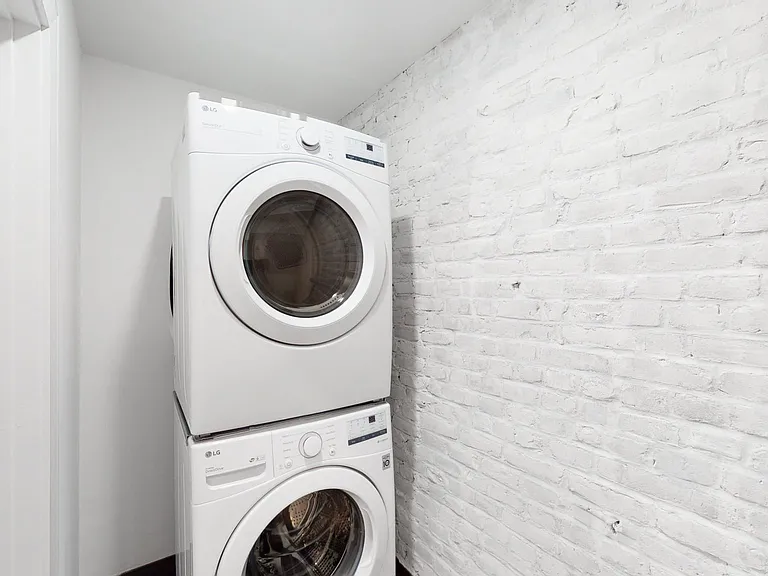 21 Buttonwood St #1 — Photo 10