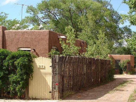 House + Guesthouse