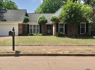 2079 Stafford Park Ln, Germantown, TN 38139