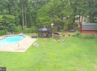 12132 Waples Mill Rd, Oakton, VA 22124