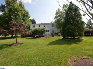 5761 Lexington Dr, Pipersville, PA 18947