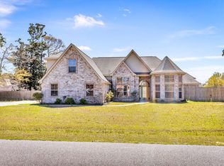 6201 Palmetto Pointe Dr, Ocean Springs, MS 39564