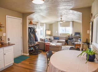 2305 State Highway 522 #B, Questa, NM 87556