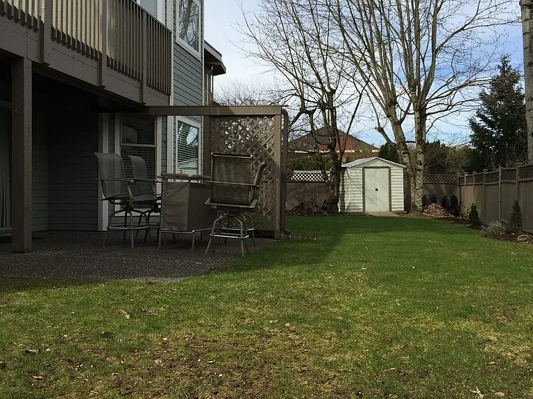 16375 Middleglen Pl #UPPER — Photo 14