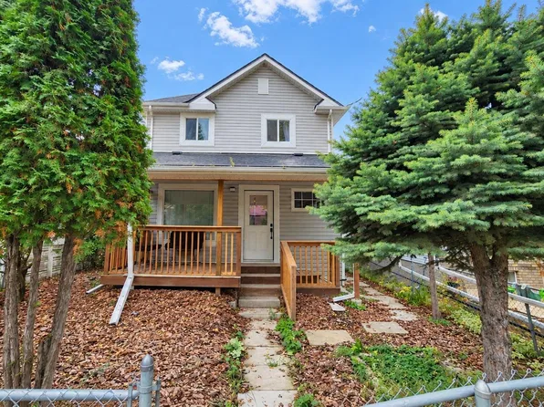 10656 93rd St NW, Edmonton, AB T5H 1X9