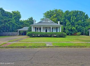 155 W 2nd St, Clarksdale, MS 38614