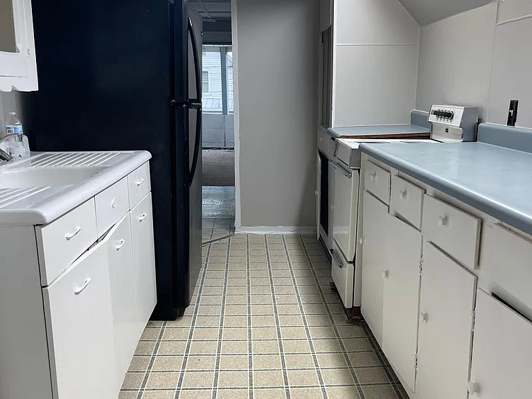 1025 Stewart Ave SE #B — Photo 4