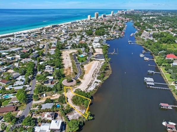 7808 Grand Lagoon Way, Panama City, FL 32408