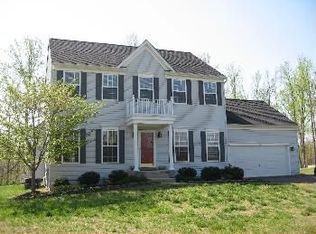372 Wood Landing Rd, Fredericksburg, VA 22405