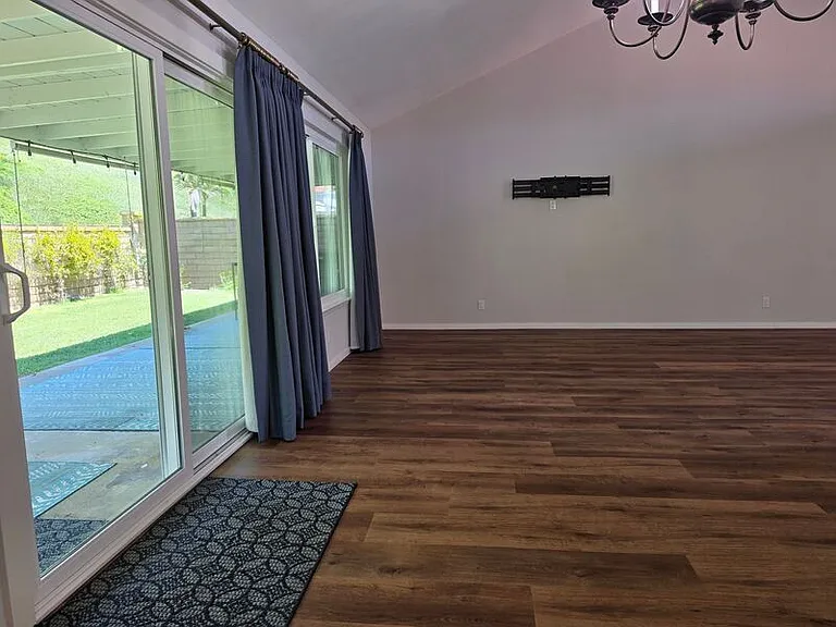 27351 Allariz — Photo 29