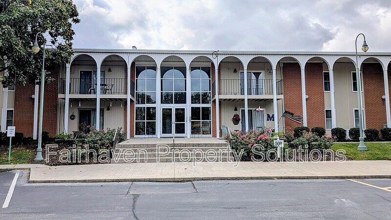 1st image of 566 River St