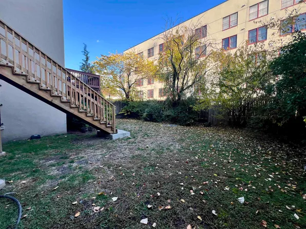 85 Jefferson Street image 17 of 18