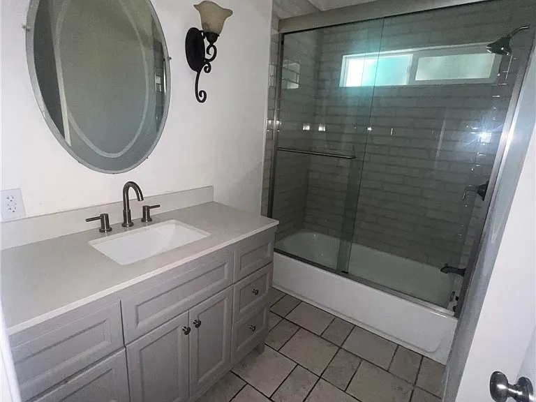 10210 Dorothy Ave — Photo 5