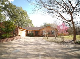 4005 McLaughlin Dr, Tallahassee, FL 32309