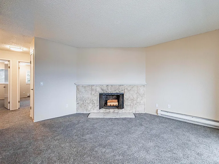 2 Bed 1 Bath - Living Room