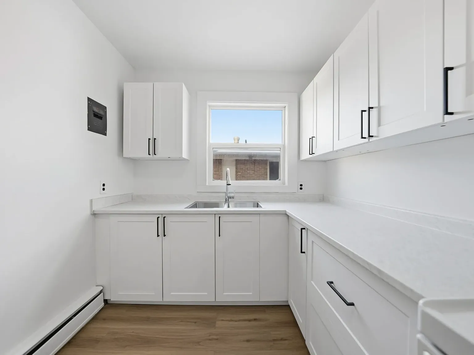 Retallack Apartments — Photo 4