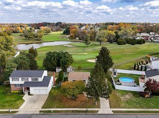 67 Massey Dr, Sewell, NJ 08080