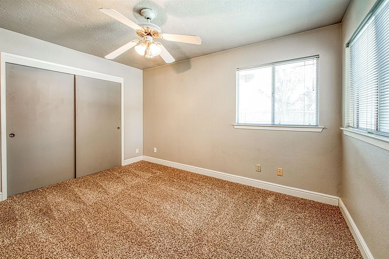 3 bed, 1484 sqft, $850 — Photo 3