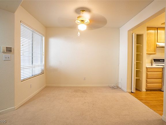 5th image of 1541 Linnbaker Ln Unit 103