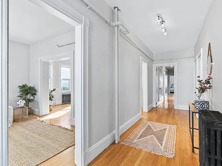 50 Beacon St #1 — Photo 13