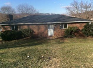 96 Jeffrey St, Indiana, PA 15701