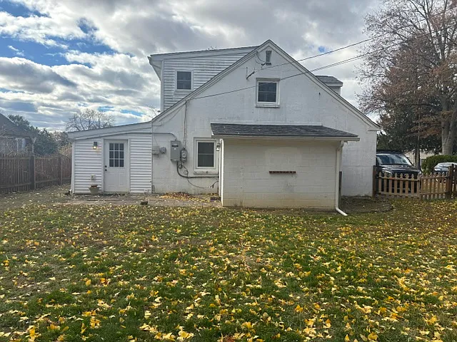 1810 Chatham Dr — Photo 18