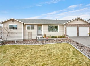 1410 W Pear Ave, Selah, WA 98942