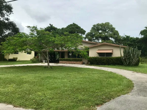 1114 Pine Avenue, Fort Pierce, FL 34950