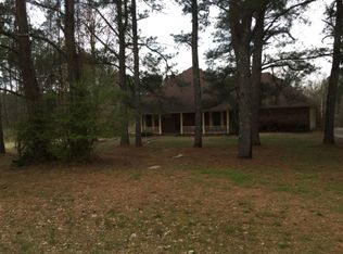 1989 Sweethome Rd, Grenada, MS 38901