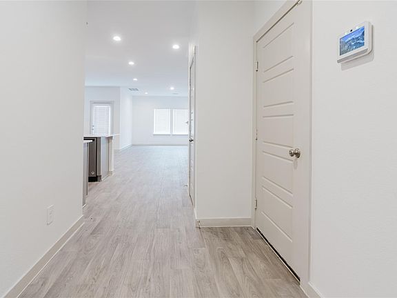 5th image of 250 John House Ln
