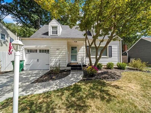 5417 Rosewood St, Roeland Park, KS 66205