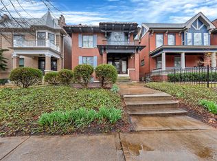 6040 Westminster Pl, Saint Louis, MO
