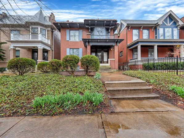 6040 Westminster Pl, Saint Louis, MO 63112