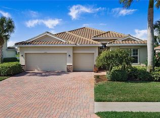 2081 Satsuma Ln, Naples, FL 34120