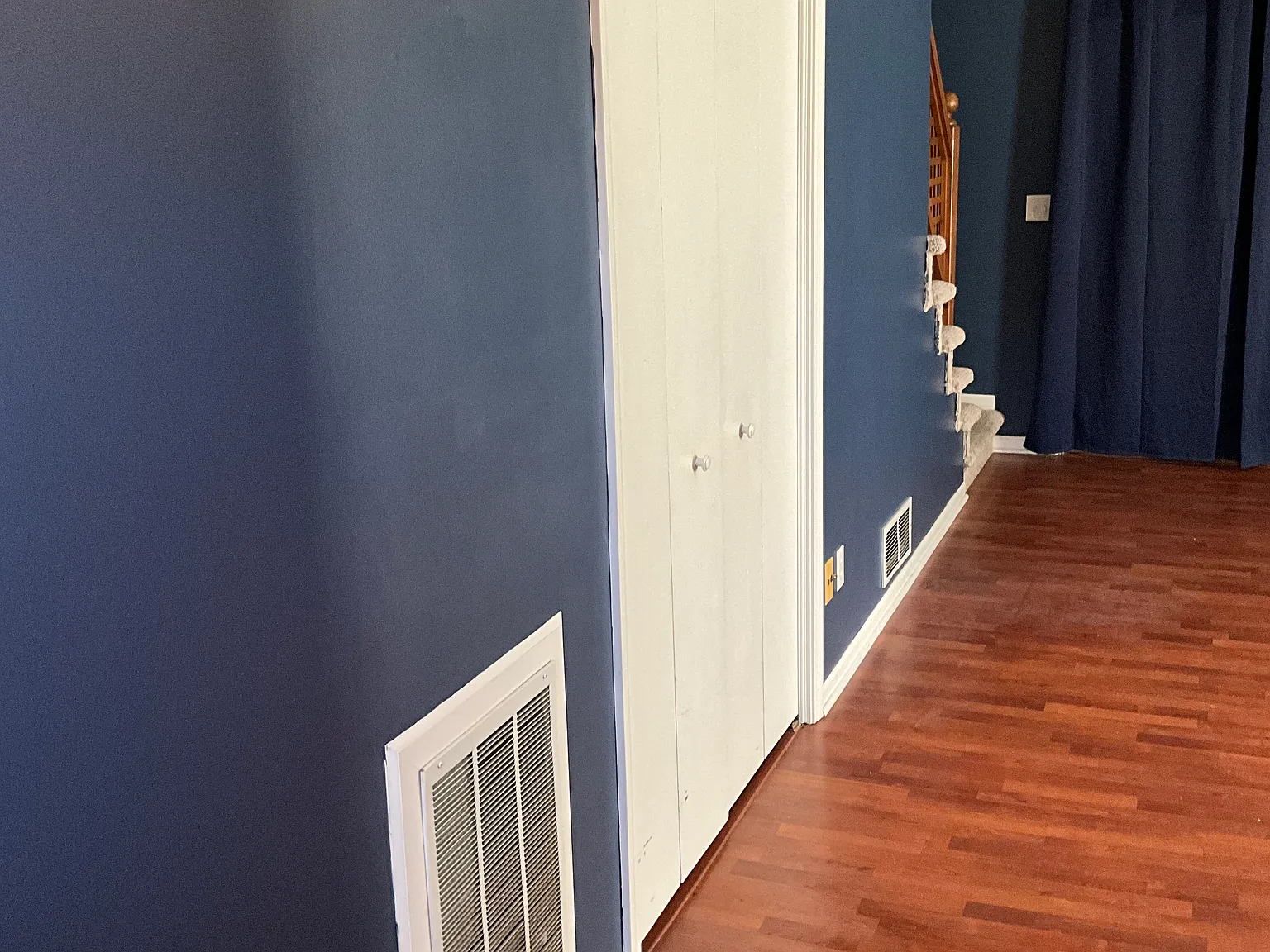 2 bed, 888 sqft, $1,050 — Photo 2