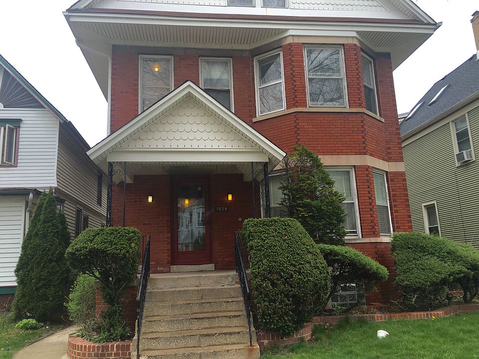 1st image of 1029 Garnett Pl APT 3