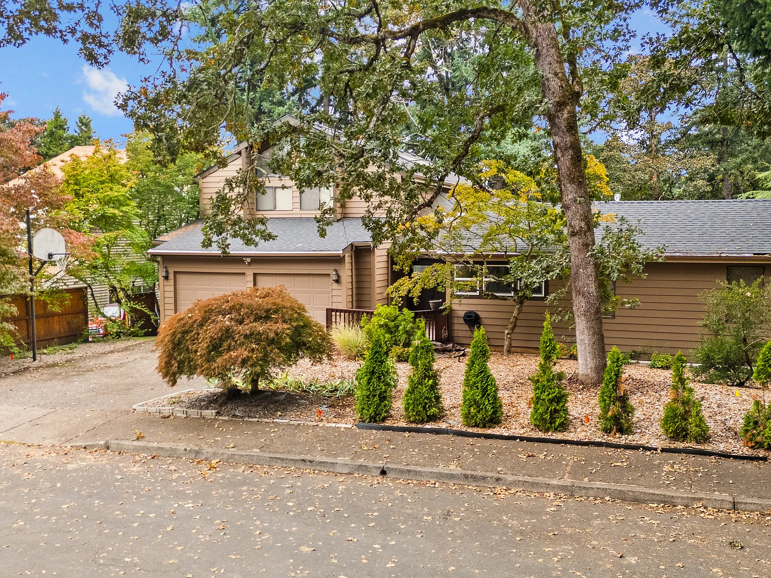 4 bed, 3774 sqft, $2,995 — Photo 3