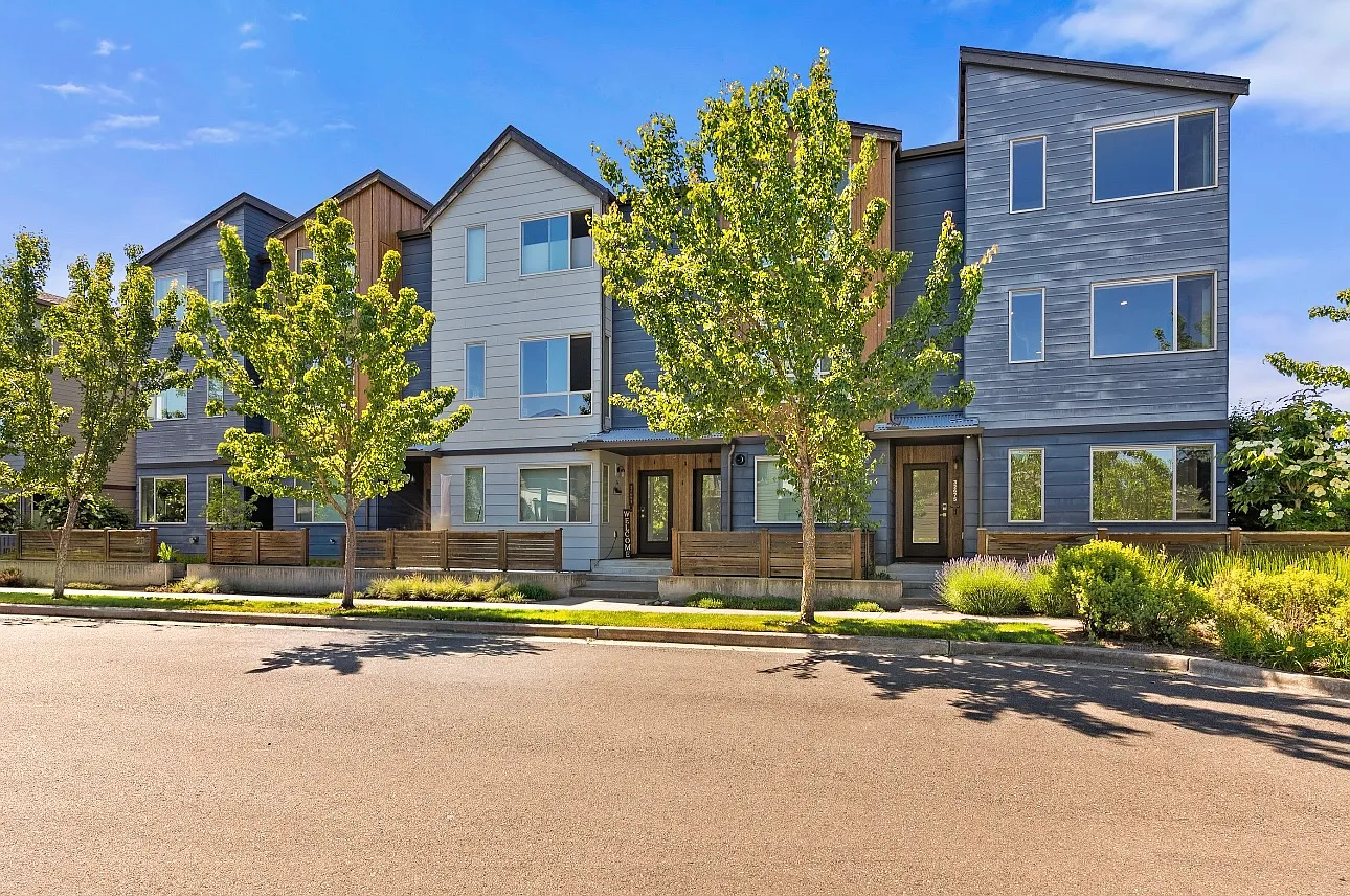 4 bed, 2.5 bath, 1780 sqft, $3,450 — Photo 1