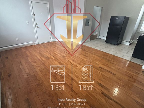 3rd image of 18-22 Wright Ave #1